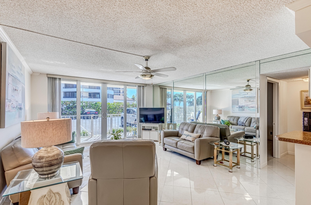 630 Ocean Drive - Photo 10