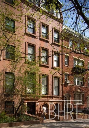 36 Monroe Place - Photo 4