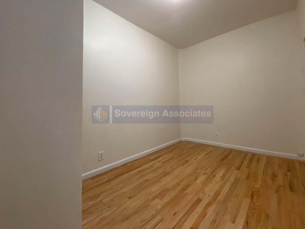 515 West 111th Street - Photo 4