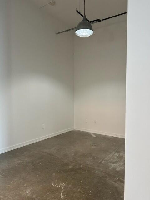 115 Ne 3rd Avenue - Photo 11