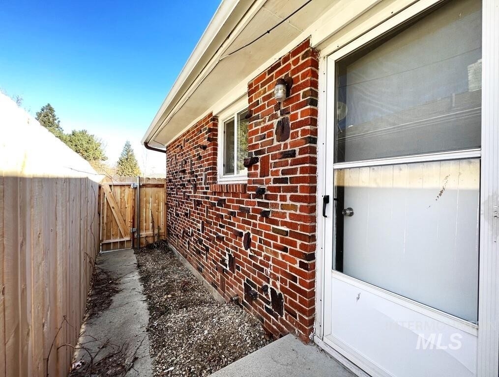 2705 W Agate Street - Photo 31