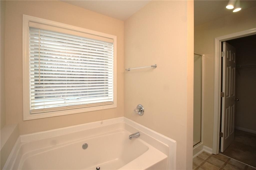 5670 Winter Bluff Way - Photo 26