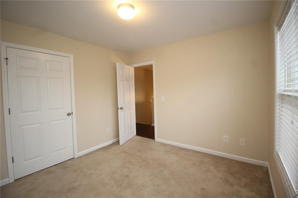 5670 Winter Bluff Way - Photo 21