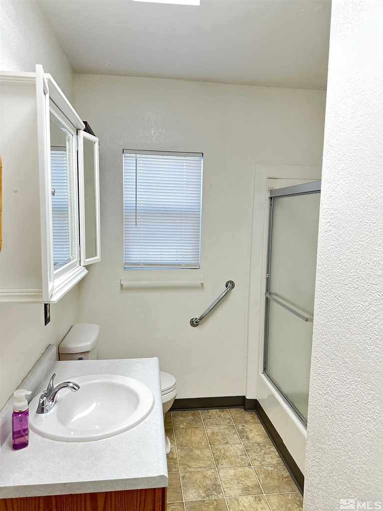 4065 Shinners Place - Photo 7