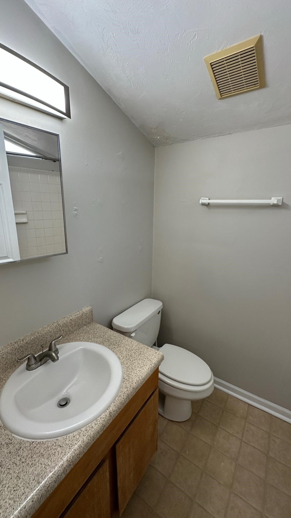 1317 Airport Drive - Photo 12