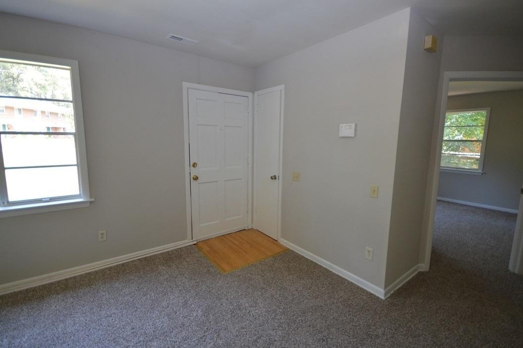 3041 Woods Place - Photo 2