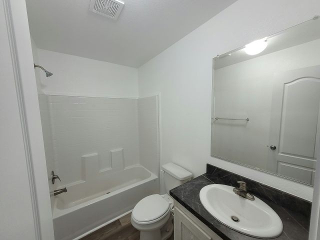 3401 N Walnut Road - Photo 6