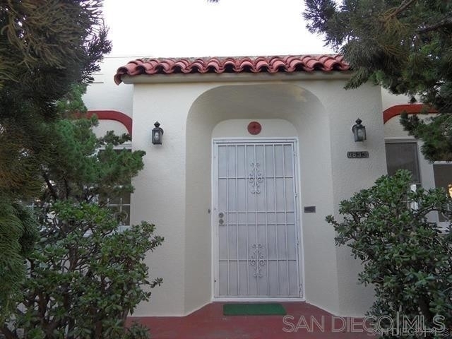 1633 Cypress Ave - Photo 6