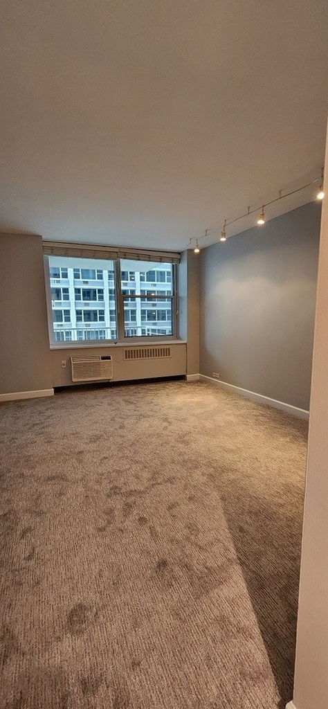 4250 N Marine Drive - Photo 6