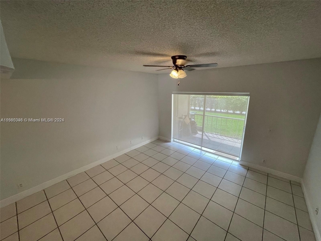 65 Simonton Cir - Photo 6