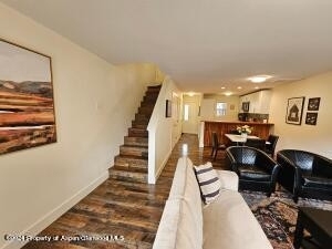 405 Park Avenue - Photo 10