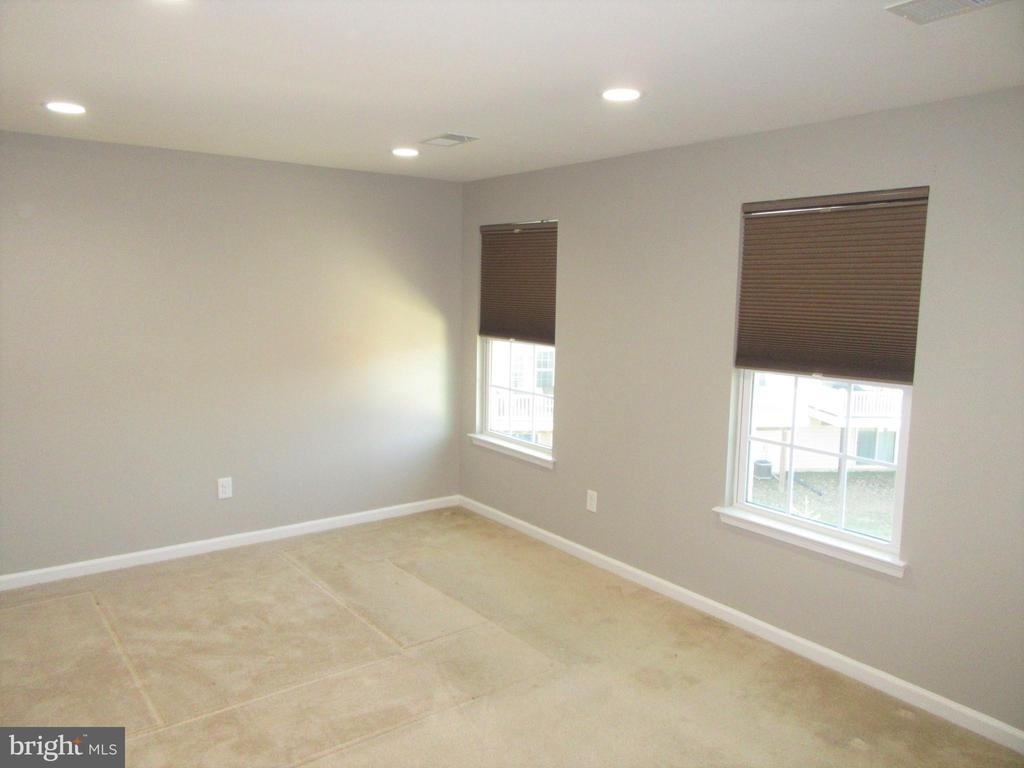 1305 Madison Lane - Photo 12