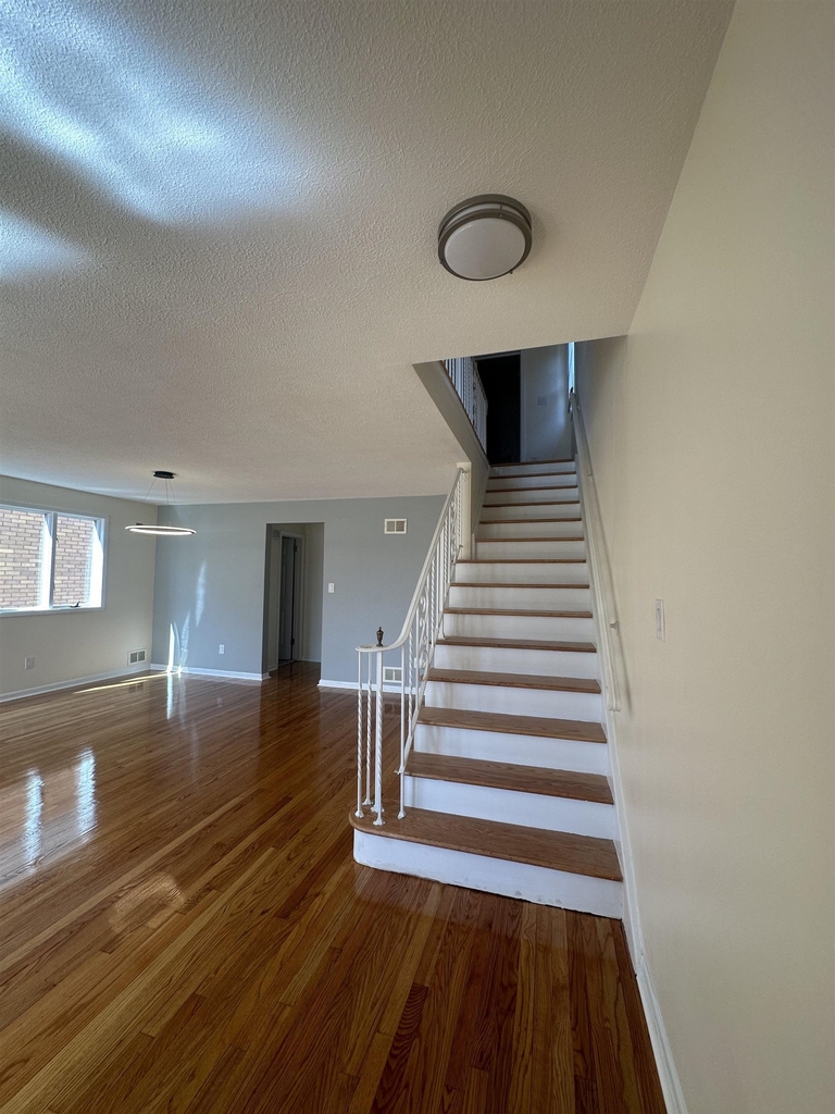 855 Avenue C - Photo 6