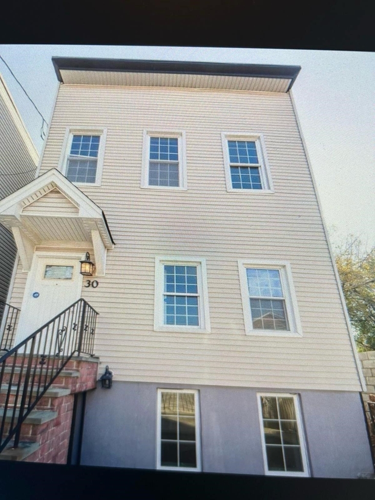 30 Cambridge Ave - Photo 5