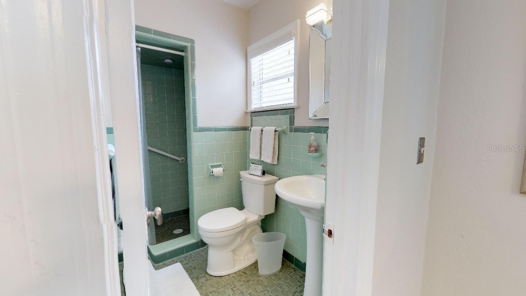 2225 Bougainvillea Street - Photo 9