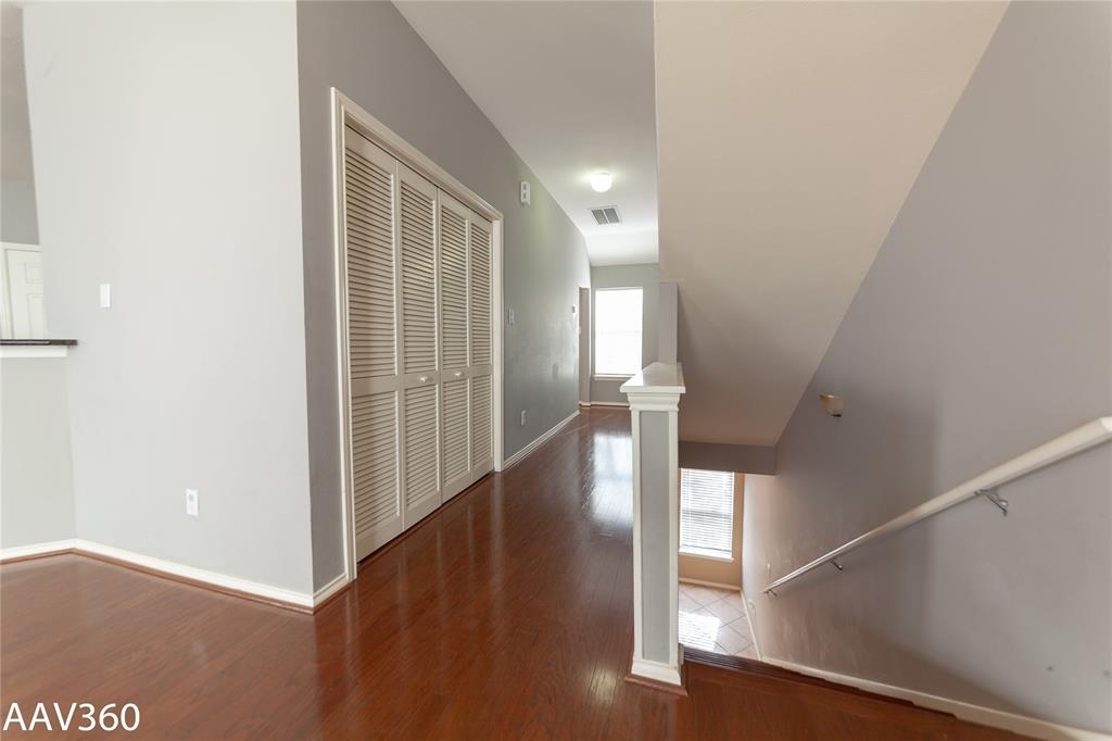 1704 W Webster Street - Photo 12