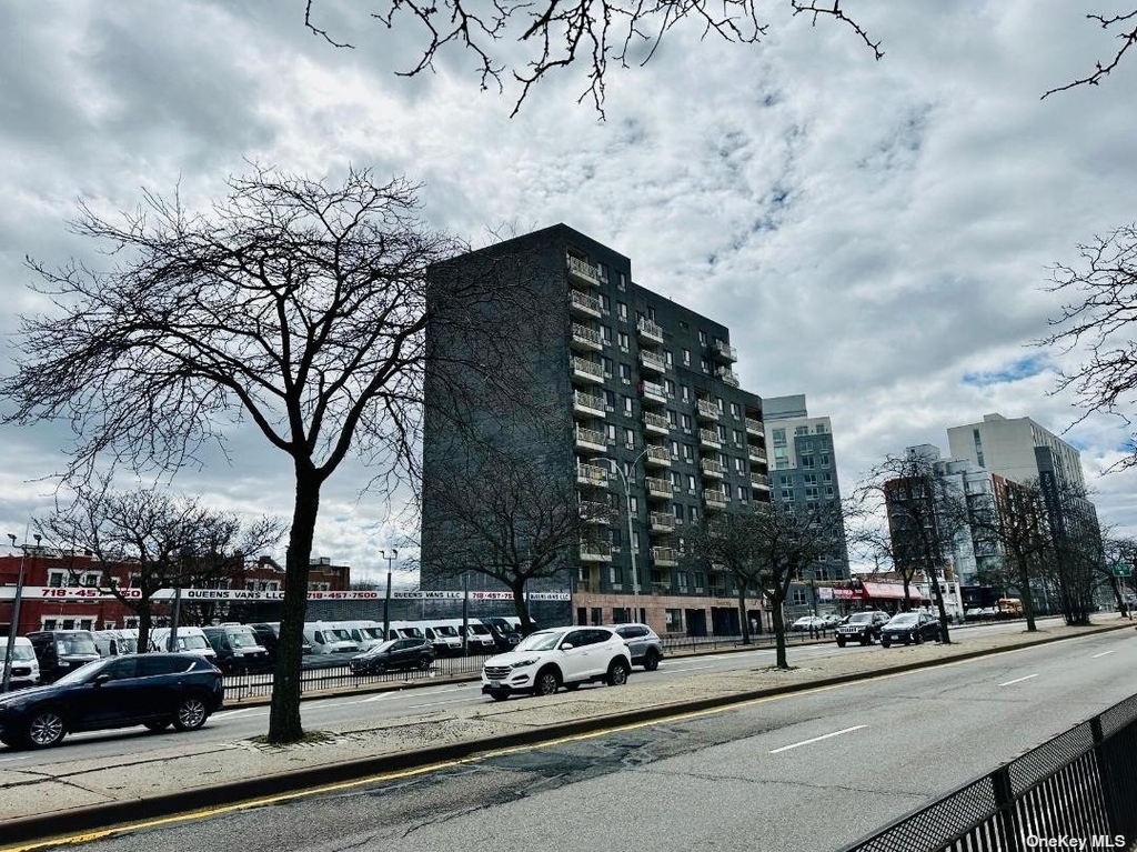 70-26 Queens Boulevard - Photo 16