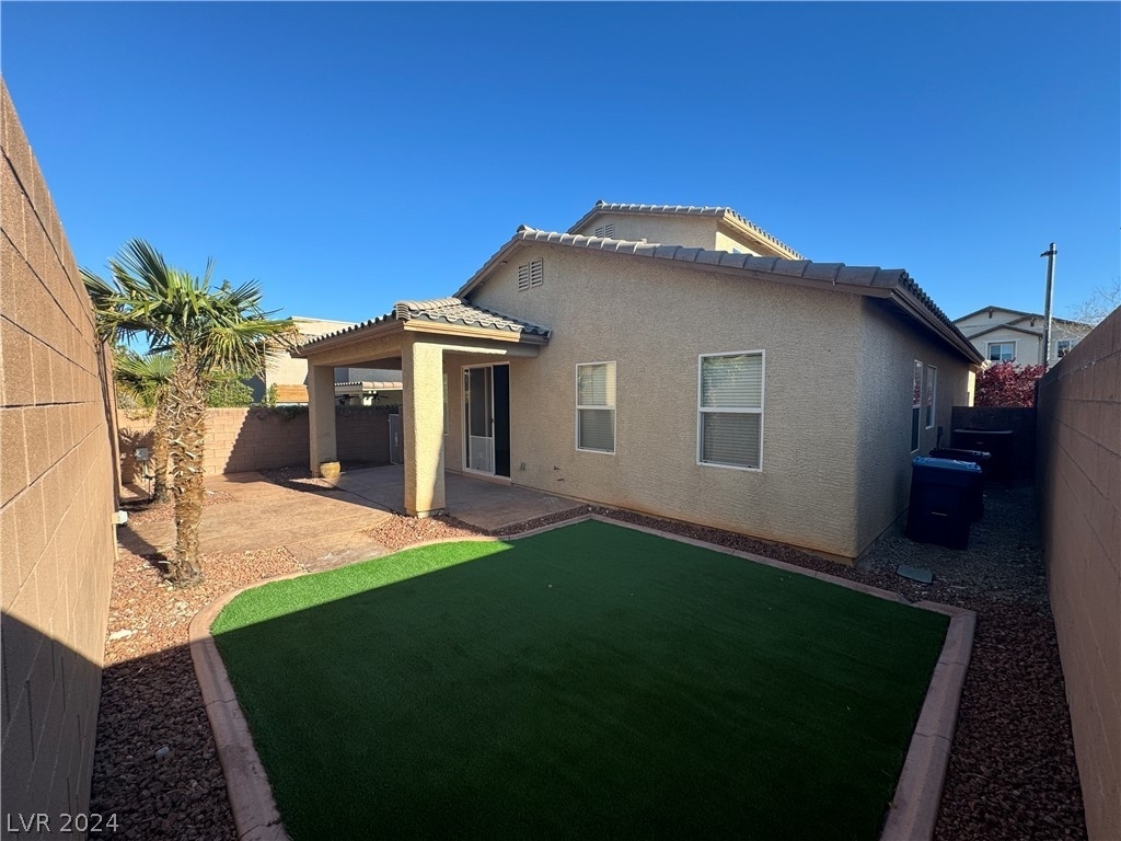 10440 Turtle Mountain Avenue - Photo 17