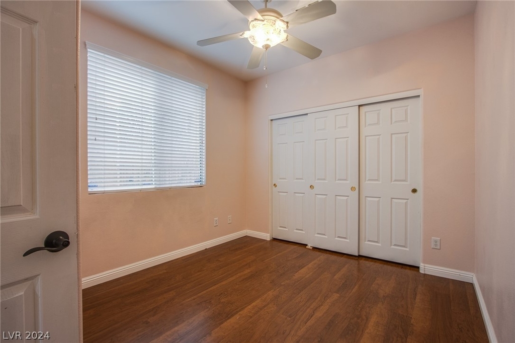 11245 Newbury Hills Avenue - Photo 11