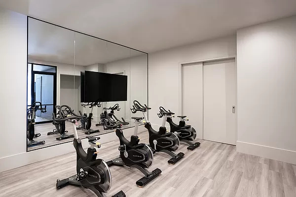 271 West 47th Street - Photo 3