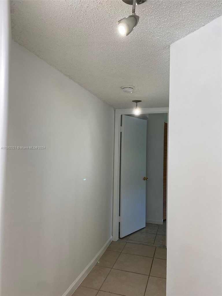 8734 Sw 3rd St - Photo 12