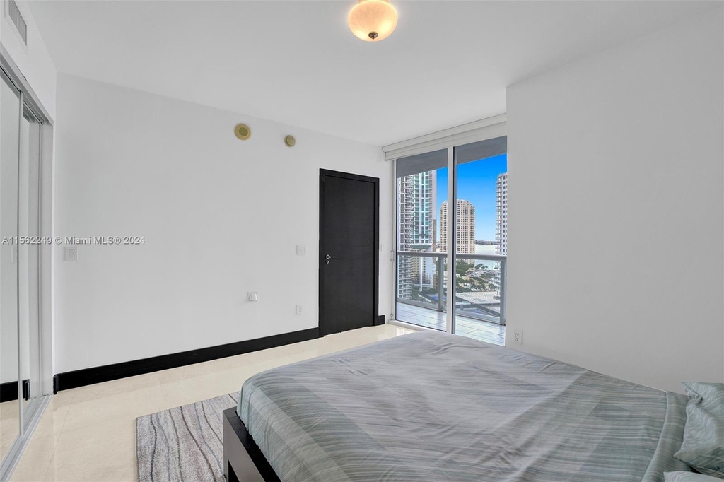 465 Brickell Ave - Photo 32