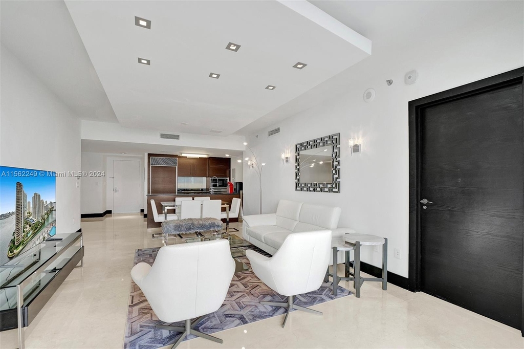 465 Brickell Ave - Photo 10