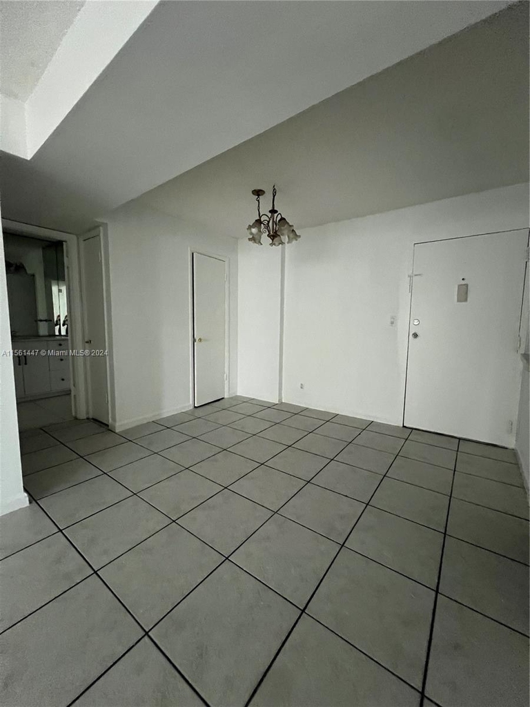 6700 Cypress Rd - Photo 3