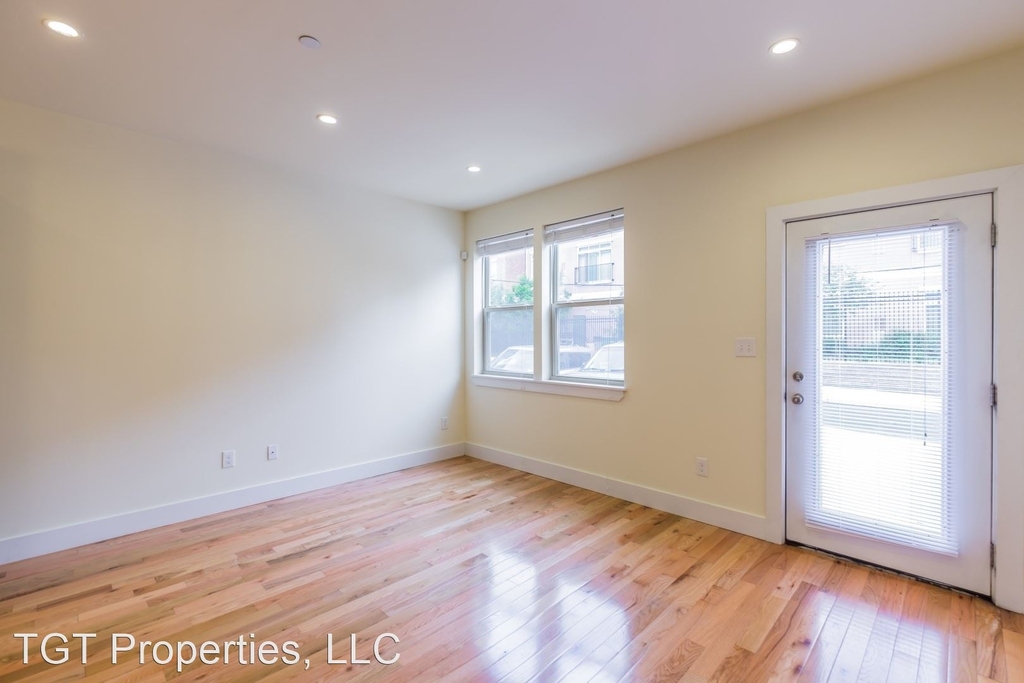 1541 Ogden Street - Photo 10