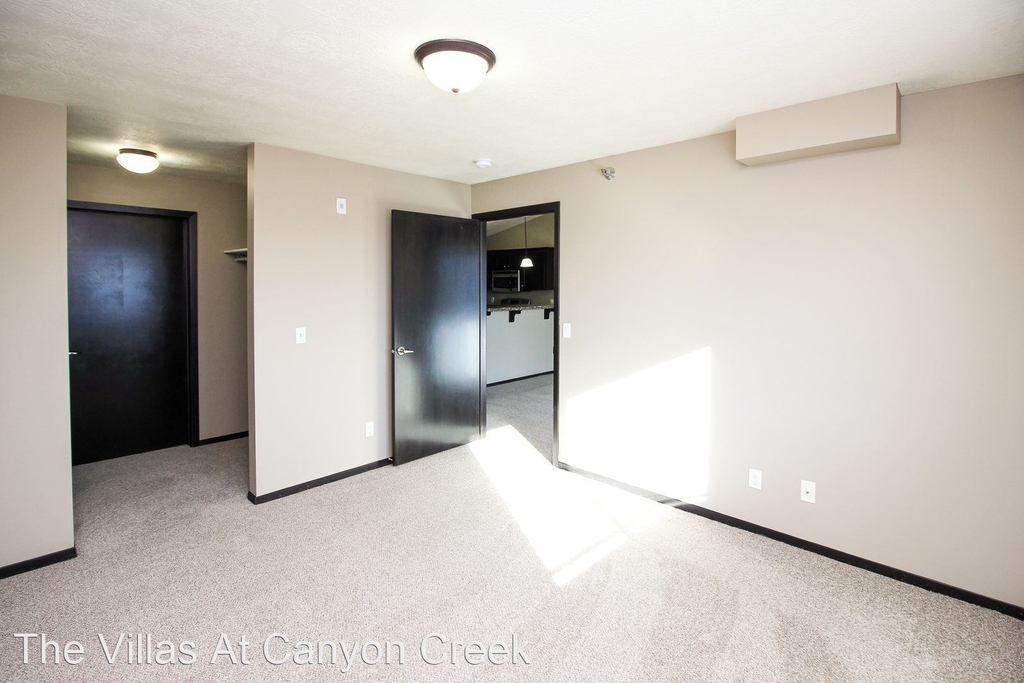 4630 East 54th Street - Photo 8