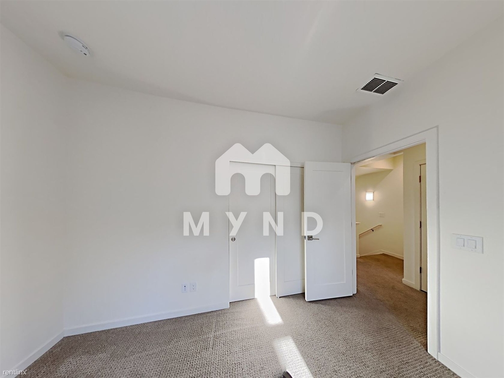 990 W 9th Ave - Photo 11