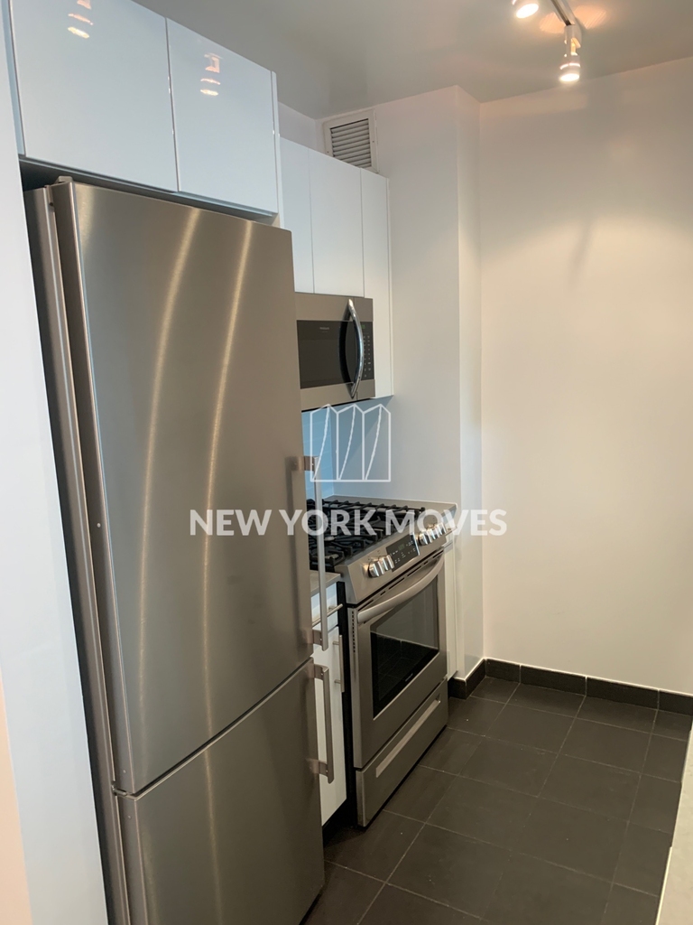 47 Center Boulevard| Long Island City - Photo 10