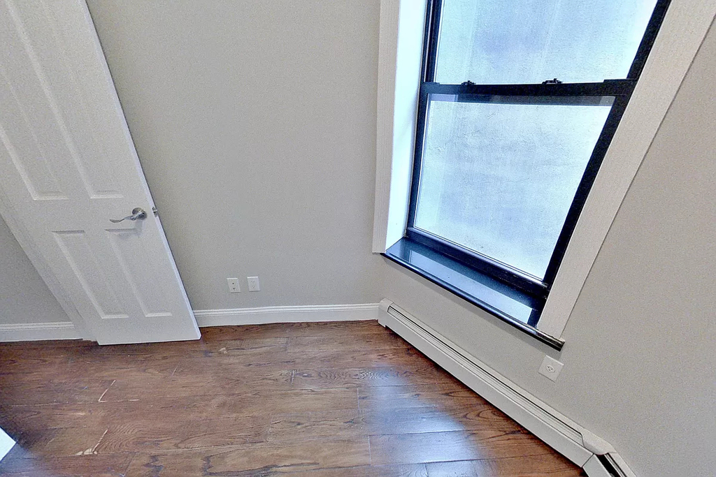 15 West 103rd Street - Photo 2