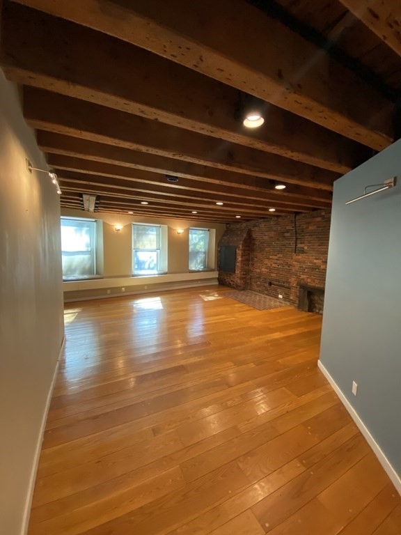 154 Commercial Street - Photo 2