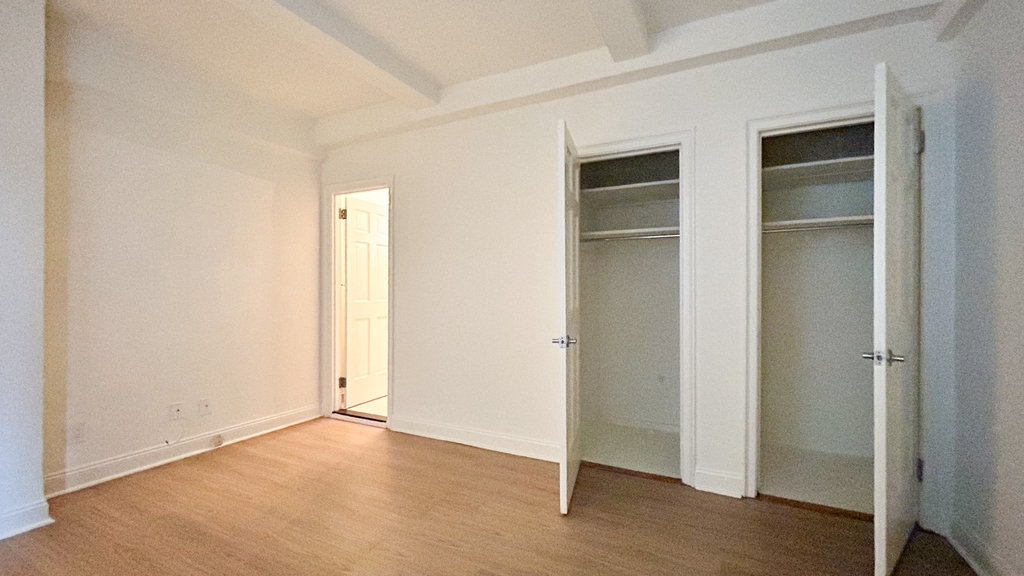 STUDIO on WEST 86 STREET - Photo 1