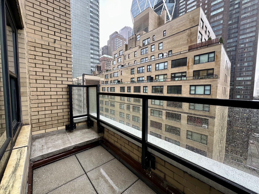 330 West 58th Street - Photo 0