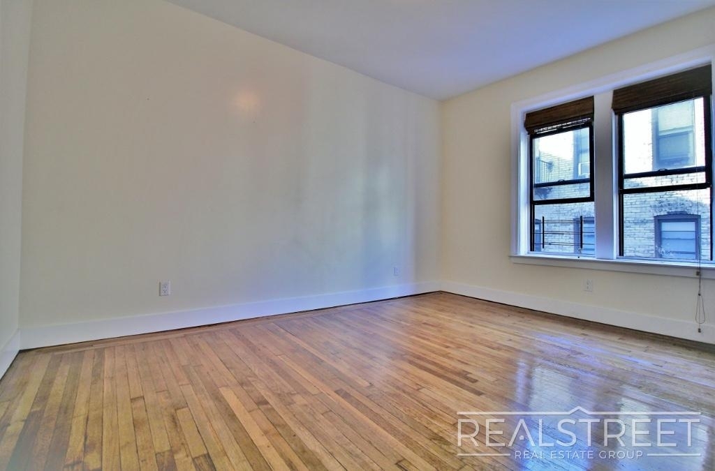 85 Eastern Parkway - Photo 2