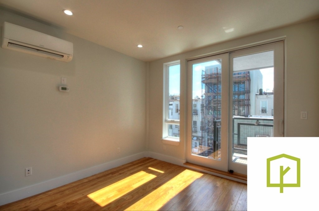 852 Metropolitan Avenue - Photo 7