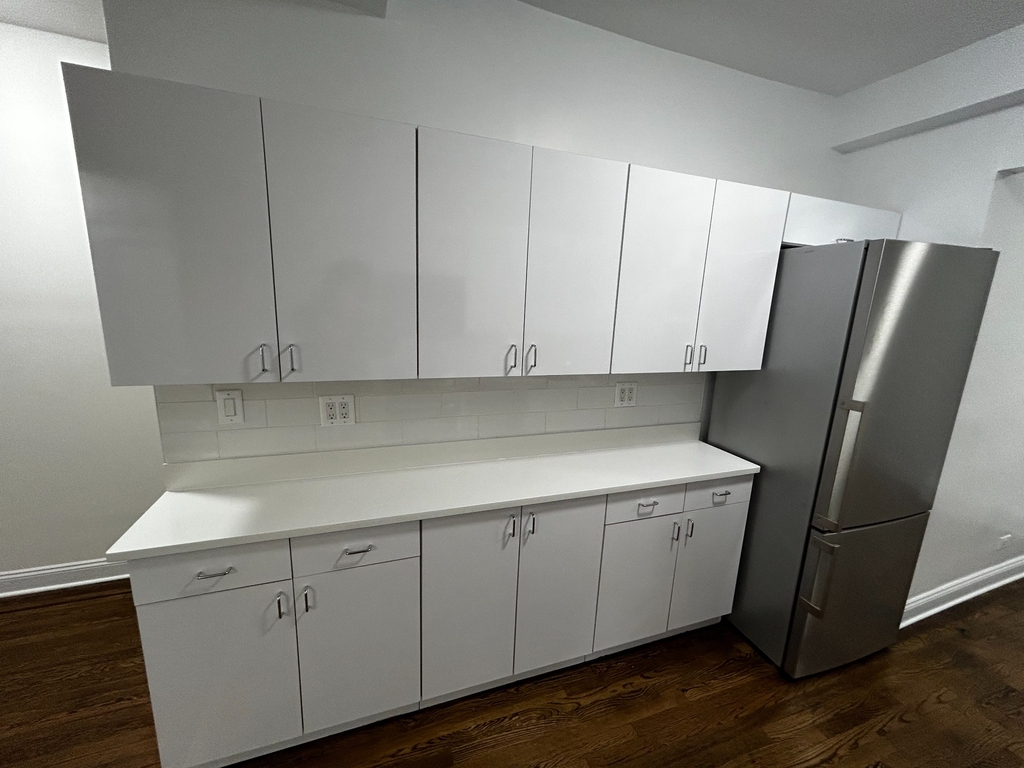 156 East 37th Street, New York, NY 10016 - Photo 5