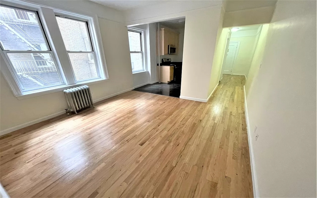 117 West 13th Street - Photo 0