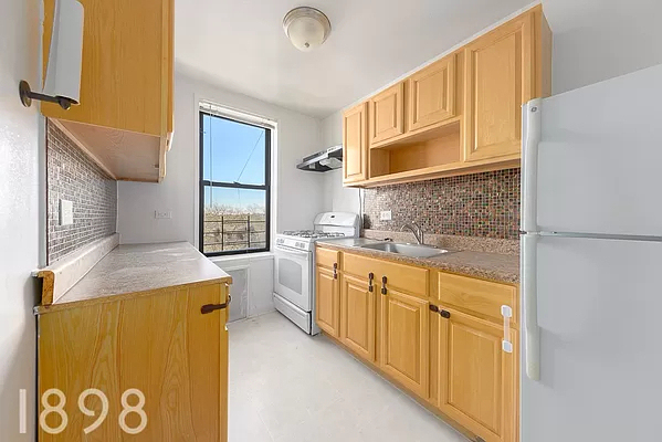 2411 East 3rd Street - Photo 2
