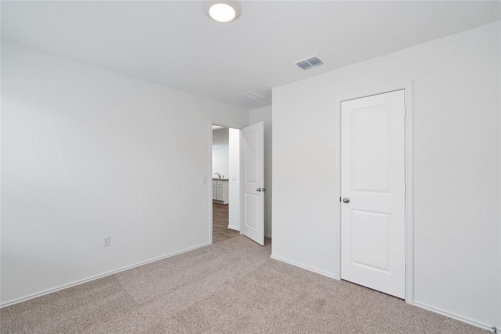 18605 Cremello Dr - Photo 14