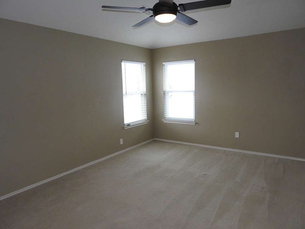 5200 Hartson - Photo 11