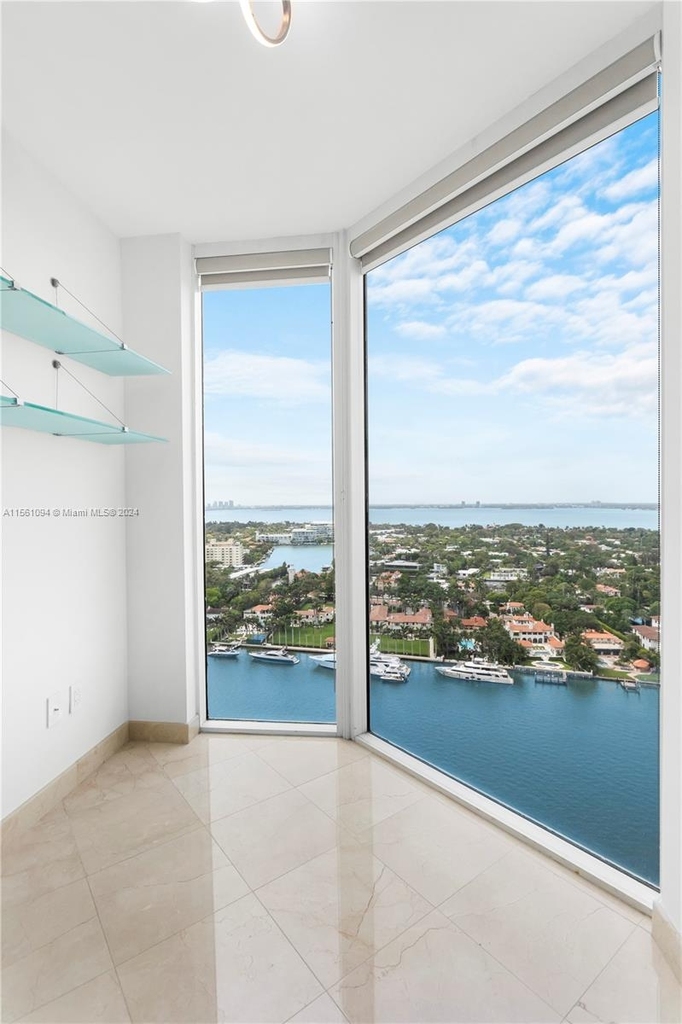 4779 Collins Ave - Photo 6