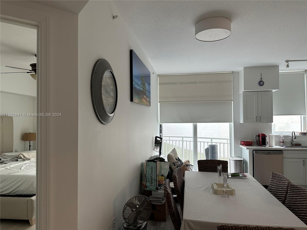 1755 E Hallandale Beach Blvd - Photo 41