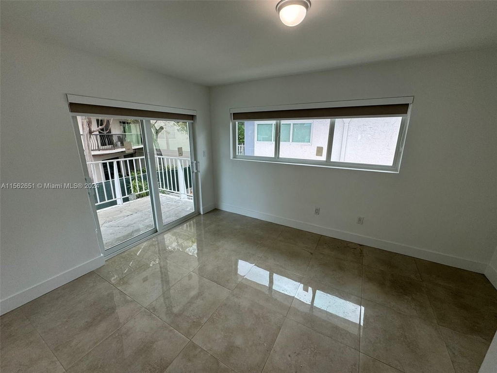 1950 Brickell Ave - Photo 4