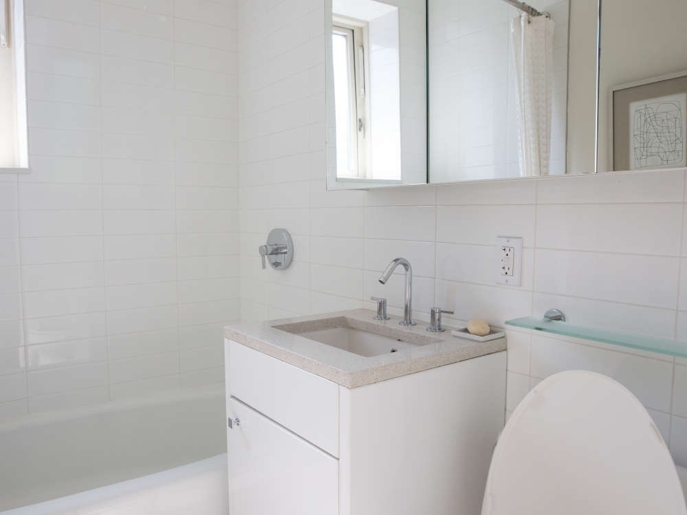 1st Avenue - Photo 5