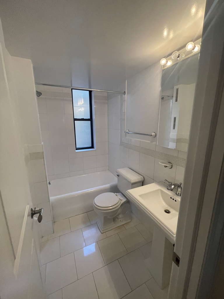 113 East 80th Street - Photo 7