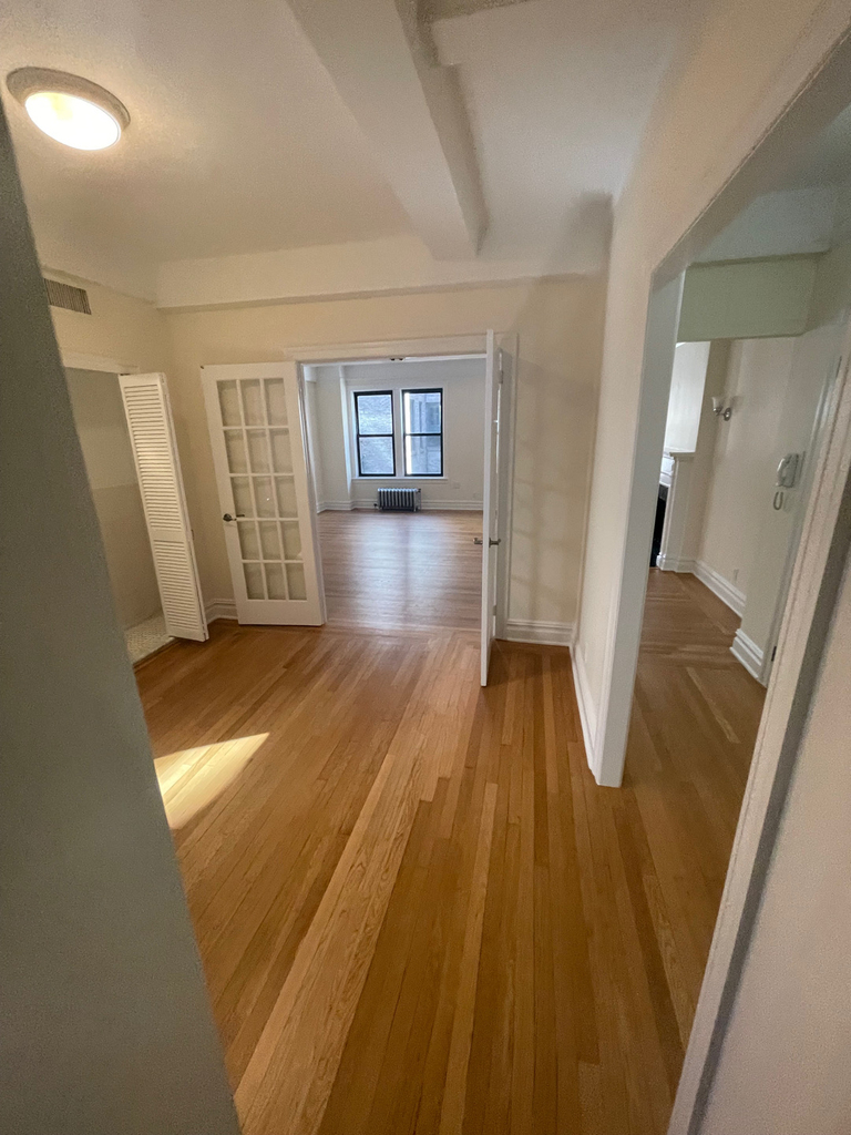 113 East 80th Street - Photo 10
