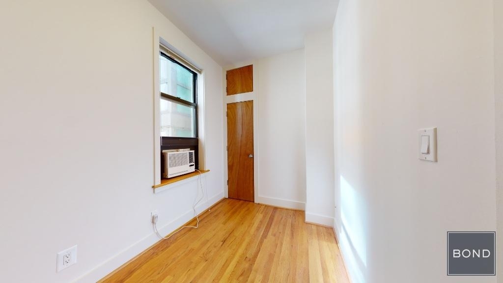 129 East 97 Street - Photo 3